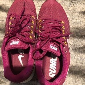 Women’s Nike zoom 8.5